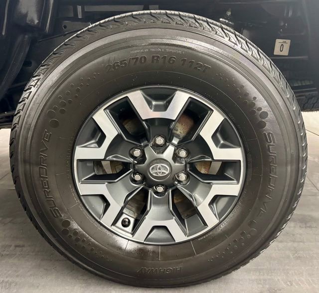Used 2022 Toyota Tacoma TRD Off-Road RWD image 13