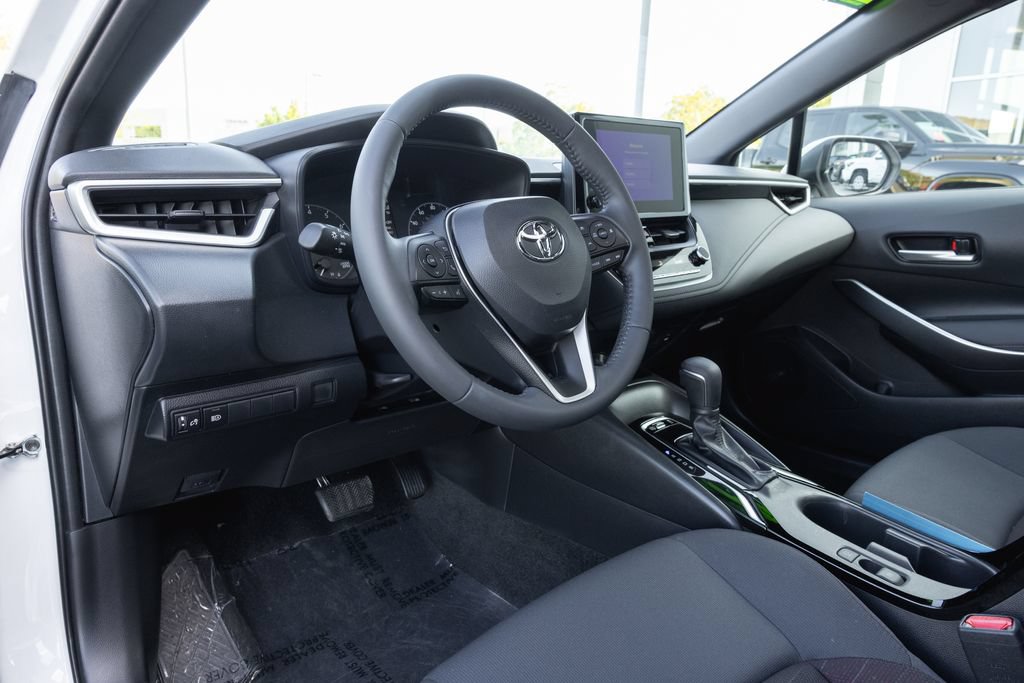 Certified 2023 Toyota Corolla SE w/ SE Premium Package FWD image 10