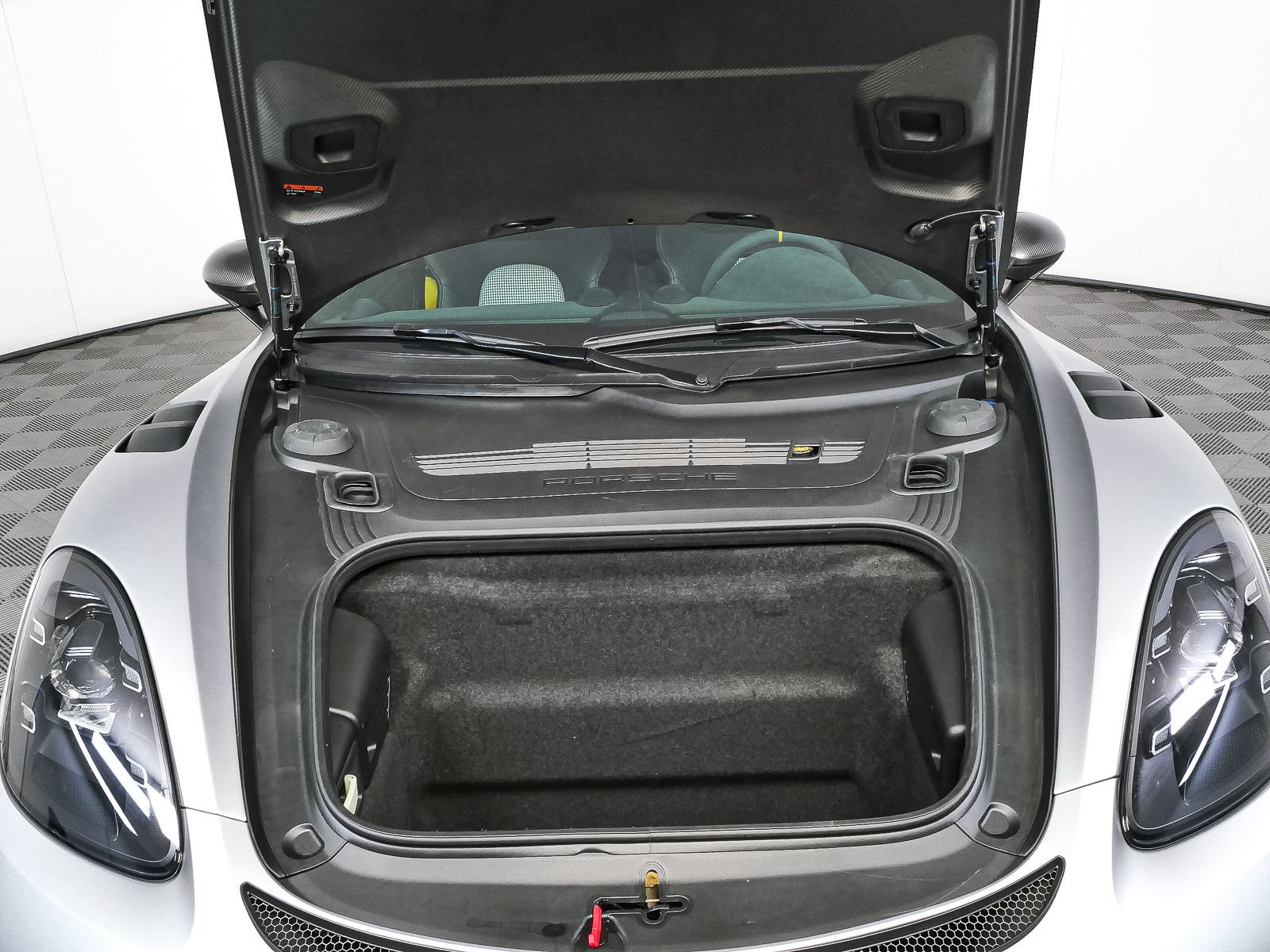 Certified 2025 Porsche 718 Boxster Spyder RS RWD image 28