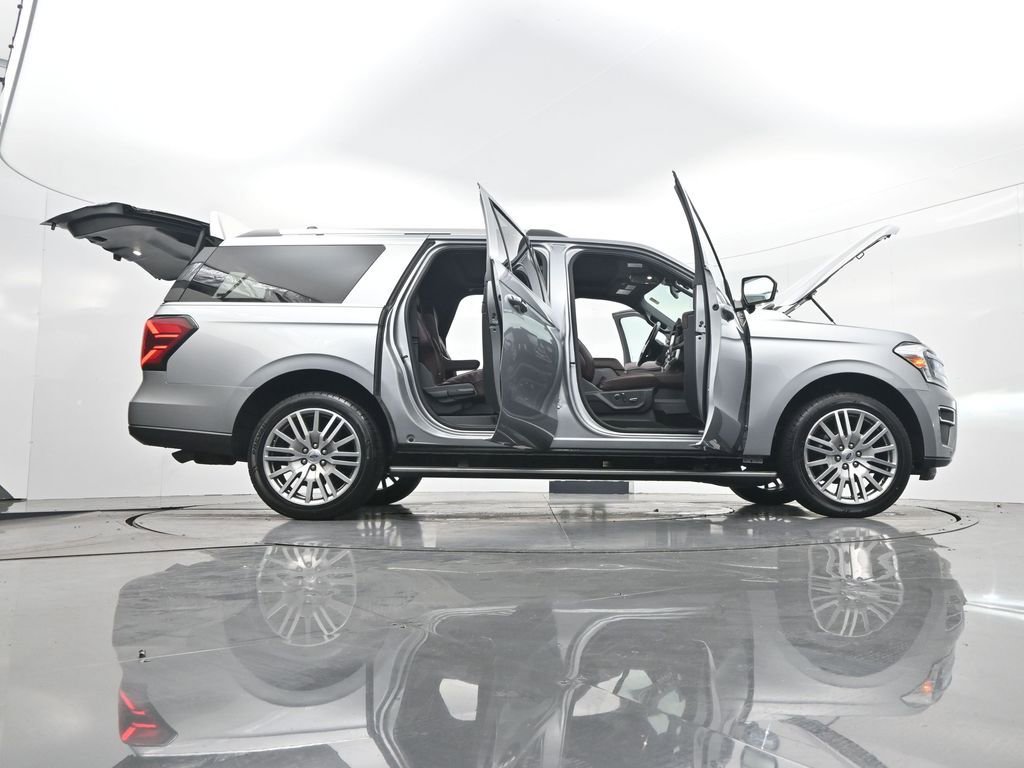 Used 2023 Ford Expedition Max Limited image 46