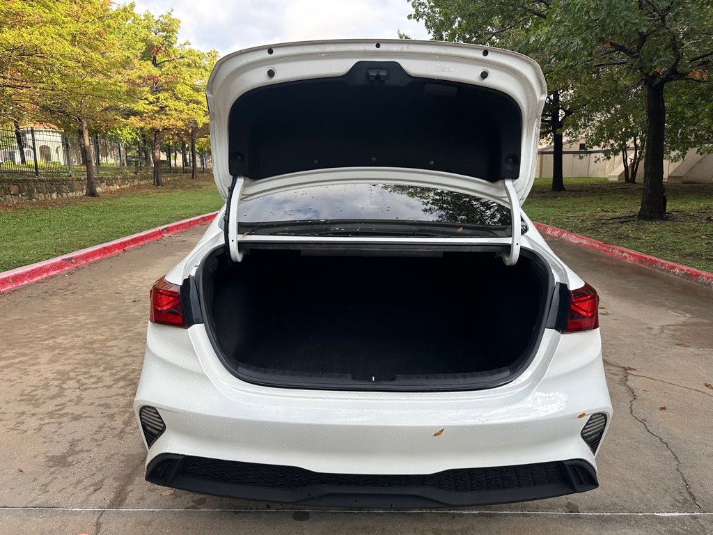 Used 2022 Kia Forte Sedan image 17