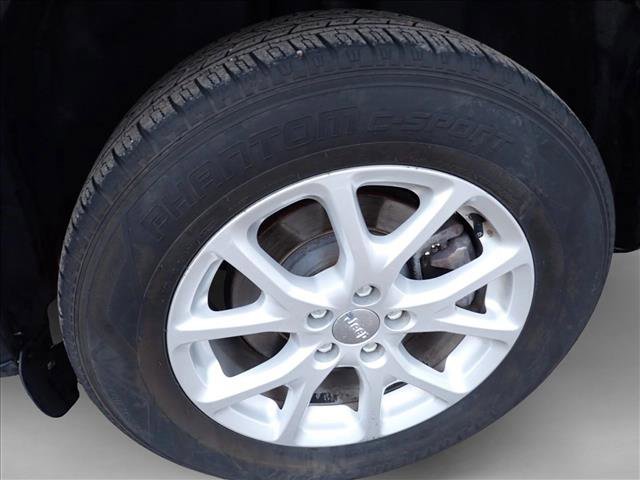 Used 2016 Jeep Cherokee Latitude image 6