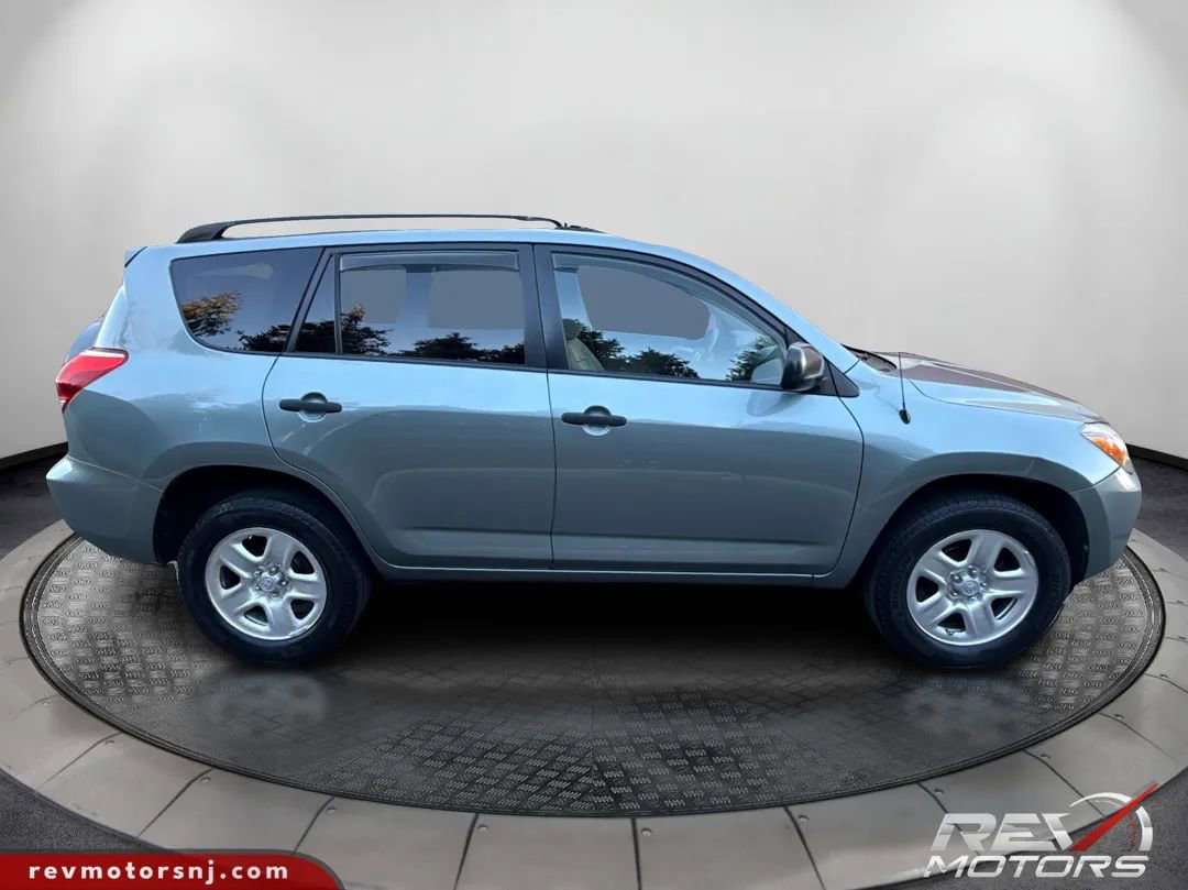 Used 2006 Toyota RAV4 Sport Utility 4D image 6