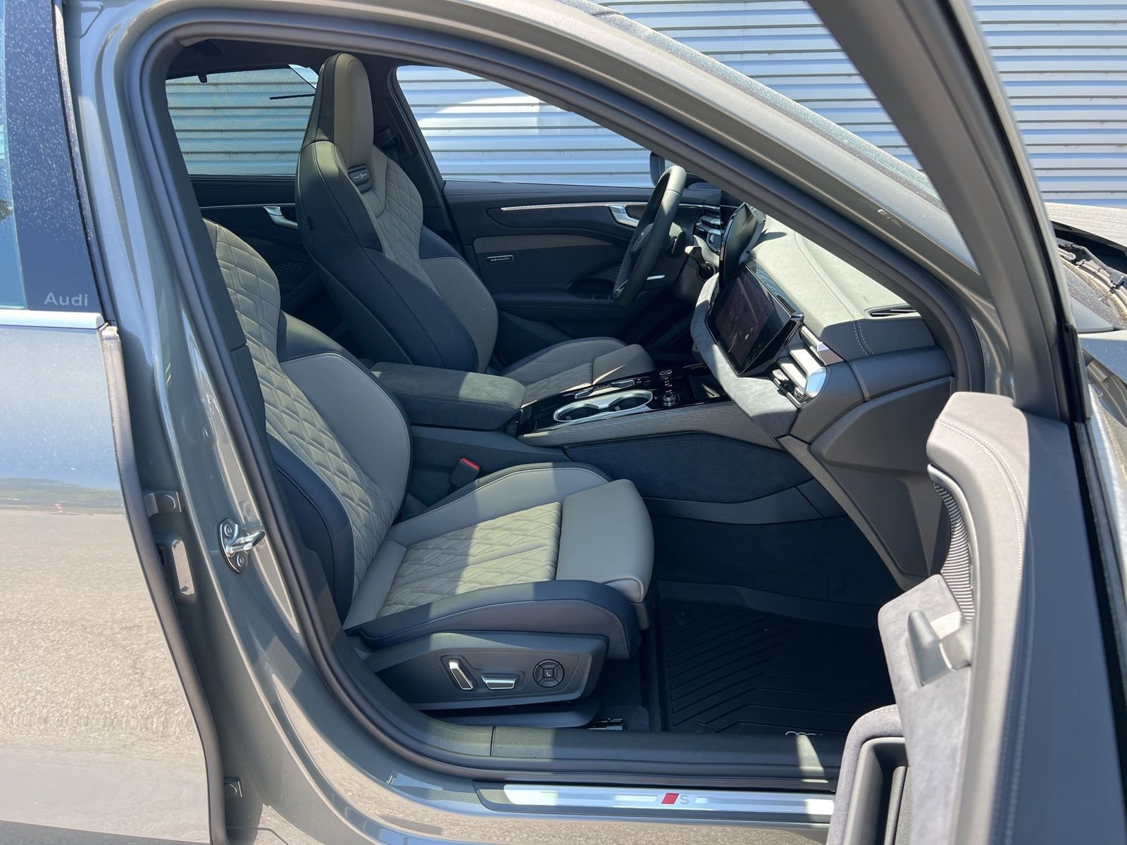 New 2026 Audi A6 Prestige AWD/4WD image 41