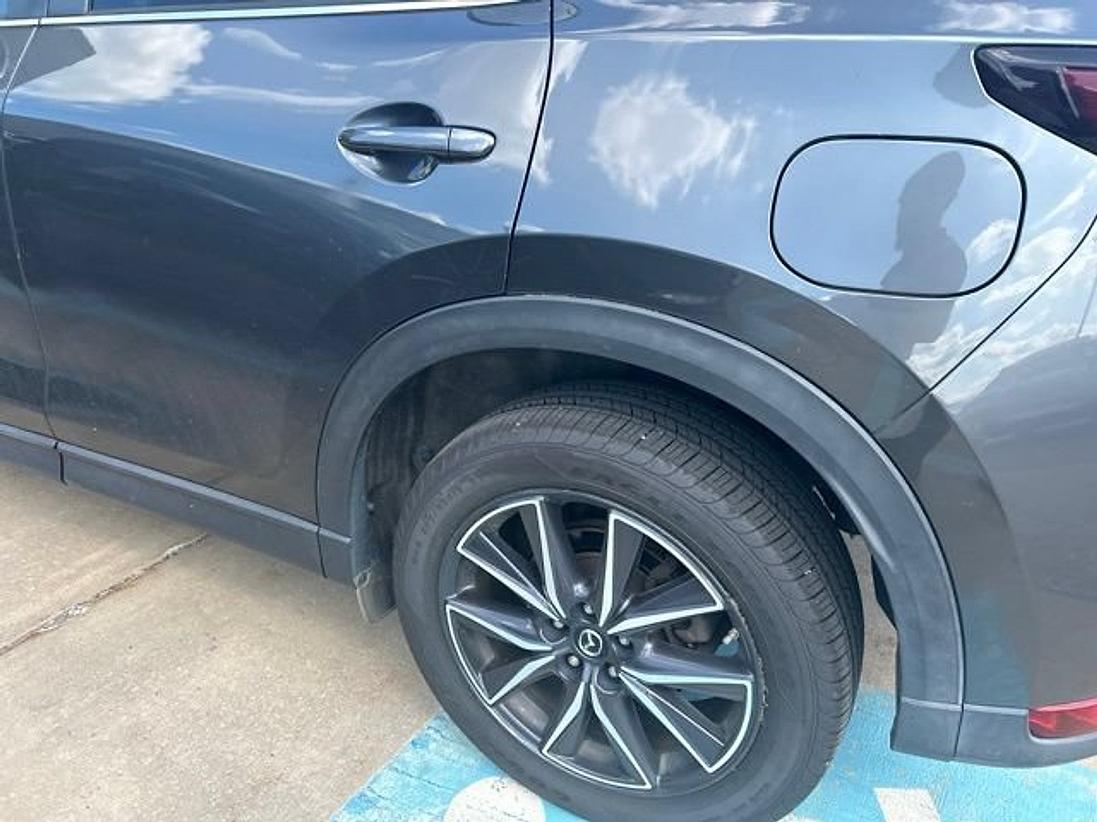 Used 2018 MAZDA CX-5 Touring w/ Preferred Equipment Package AWD/4WD image 34