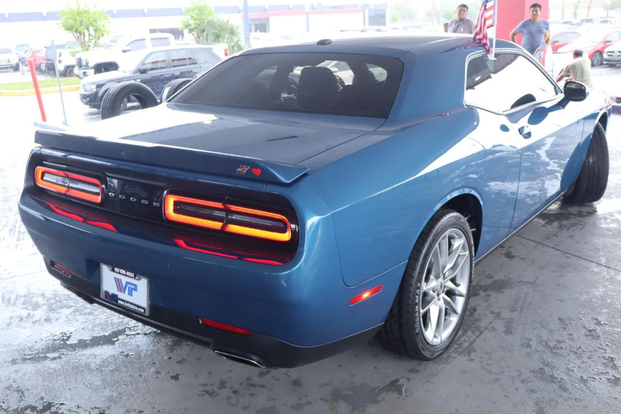 Used 2022 Dodge Challenger GT AWD/4WD image 5