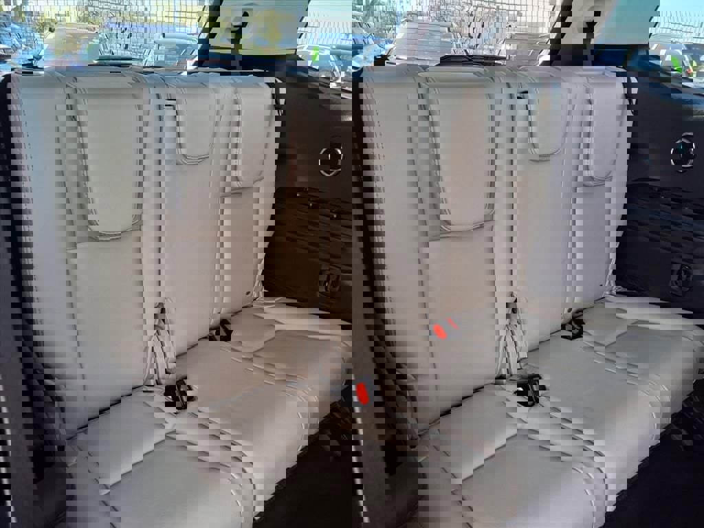 Certified 2022 Subaru Ascent Limited w/ Technology Package image 24