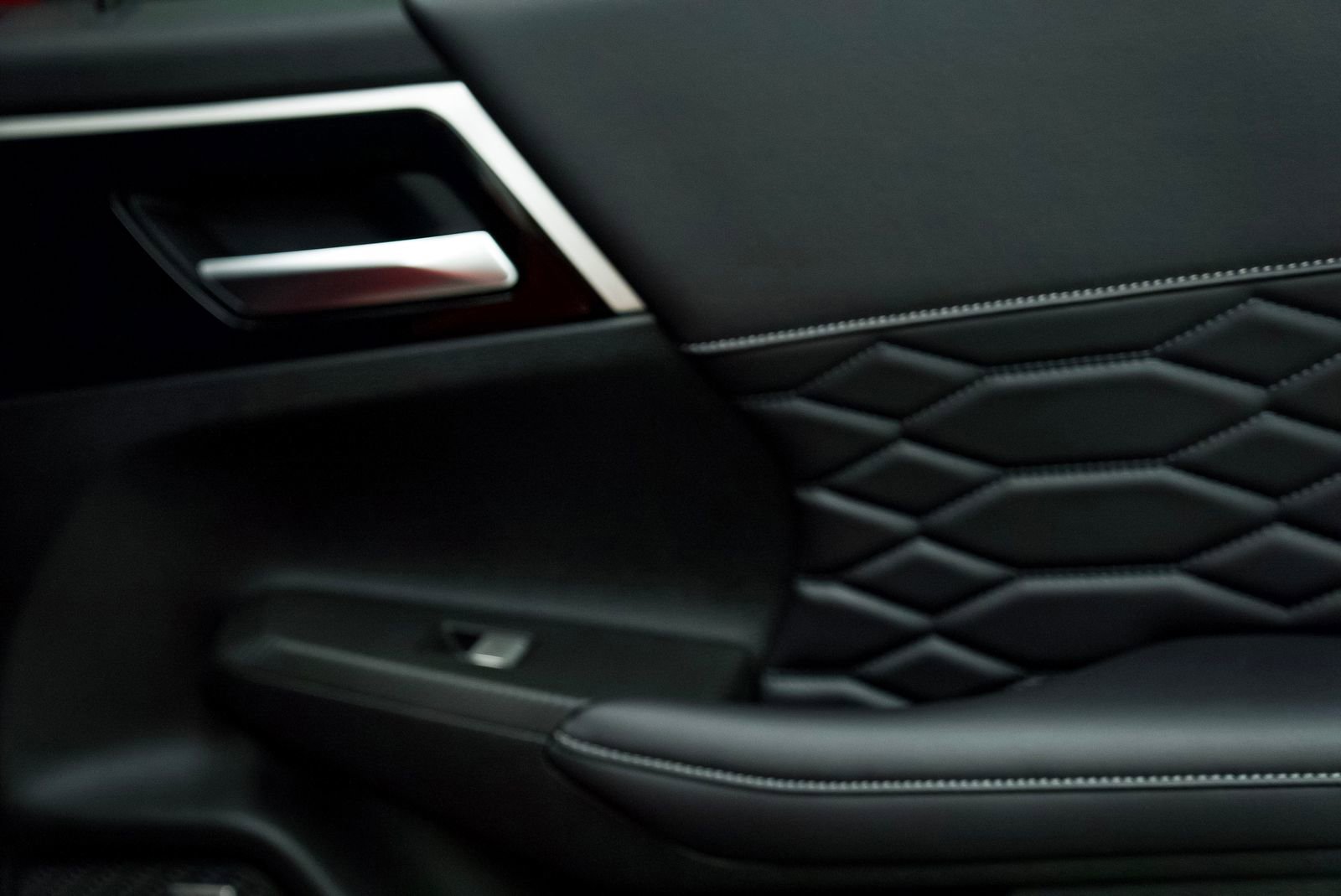 New 2026 Mitsubishi Outlander SEL image 28