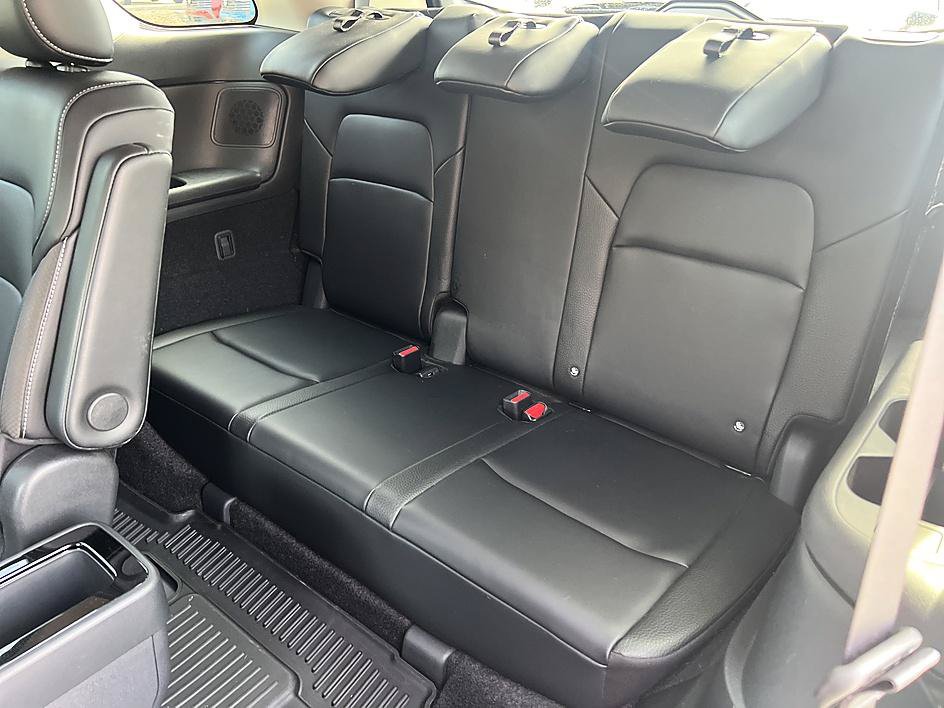Certified 2024 Nissan Pathfinder SL w/ SL Premium Package FWD image 30