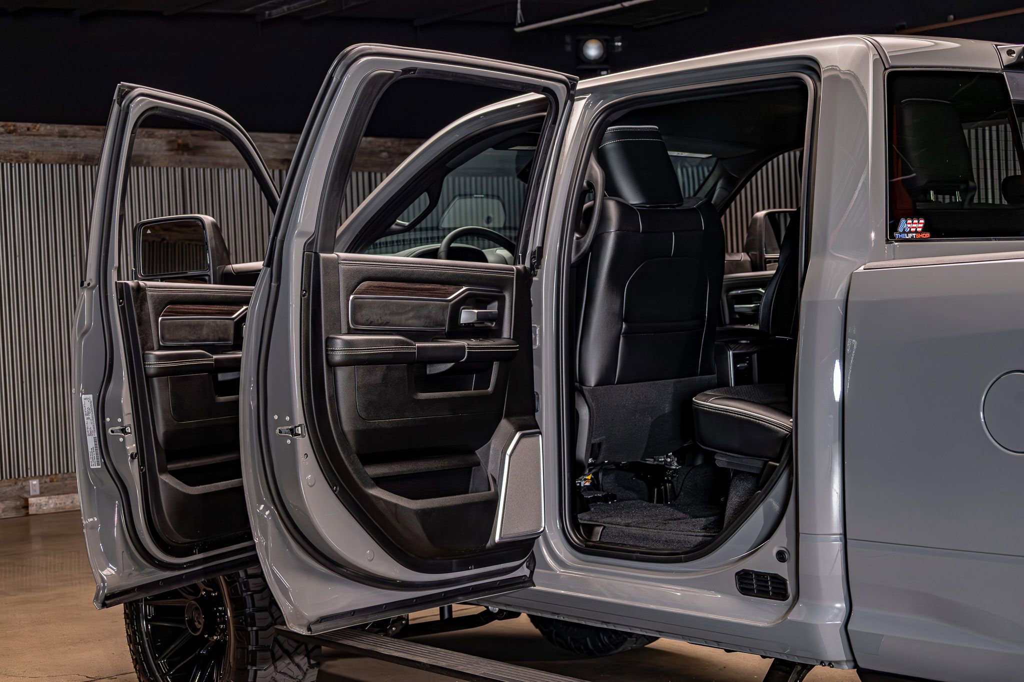 Used 2026 RAM 2500 Laramie image 28