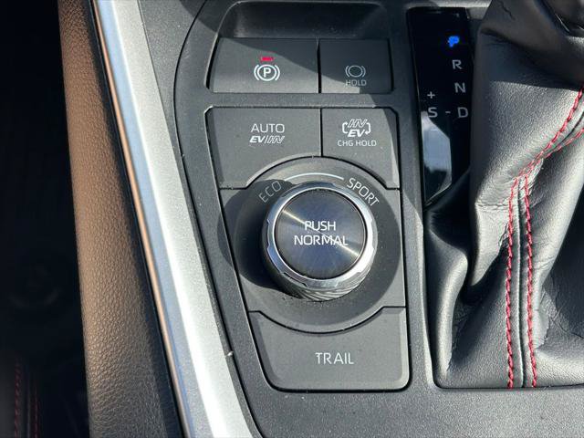 Certified 2024 Toyota RAV4 XSE AWD/4WD image 30