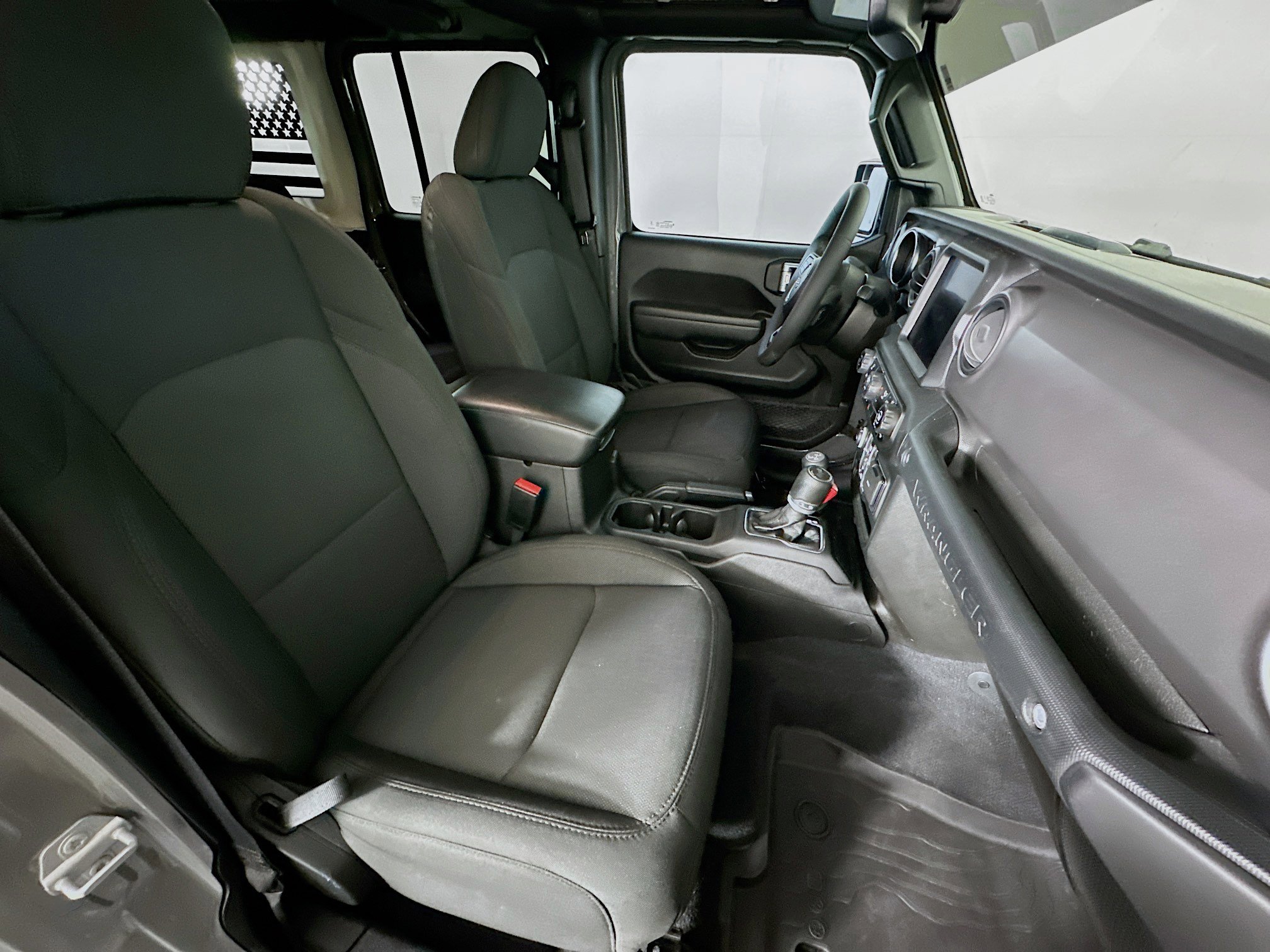 Used 2023 Jeep Wrangler Unlimited w/ 8.4" Radio Group image 30