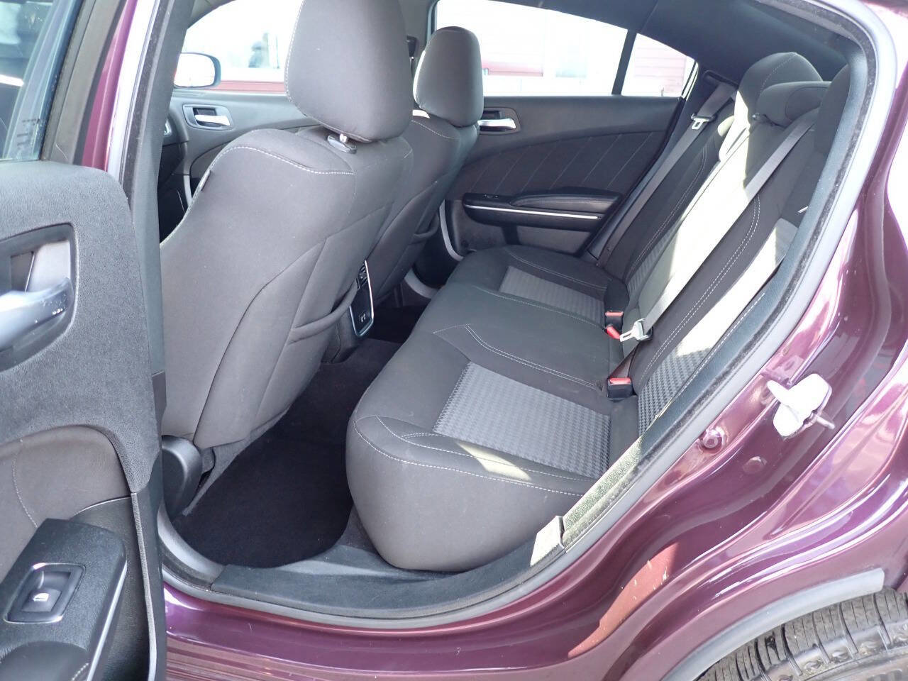 Used 2022 Dodge Charger SXT w/ Cold Weather Package image 8