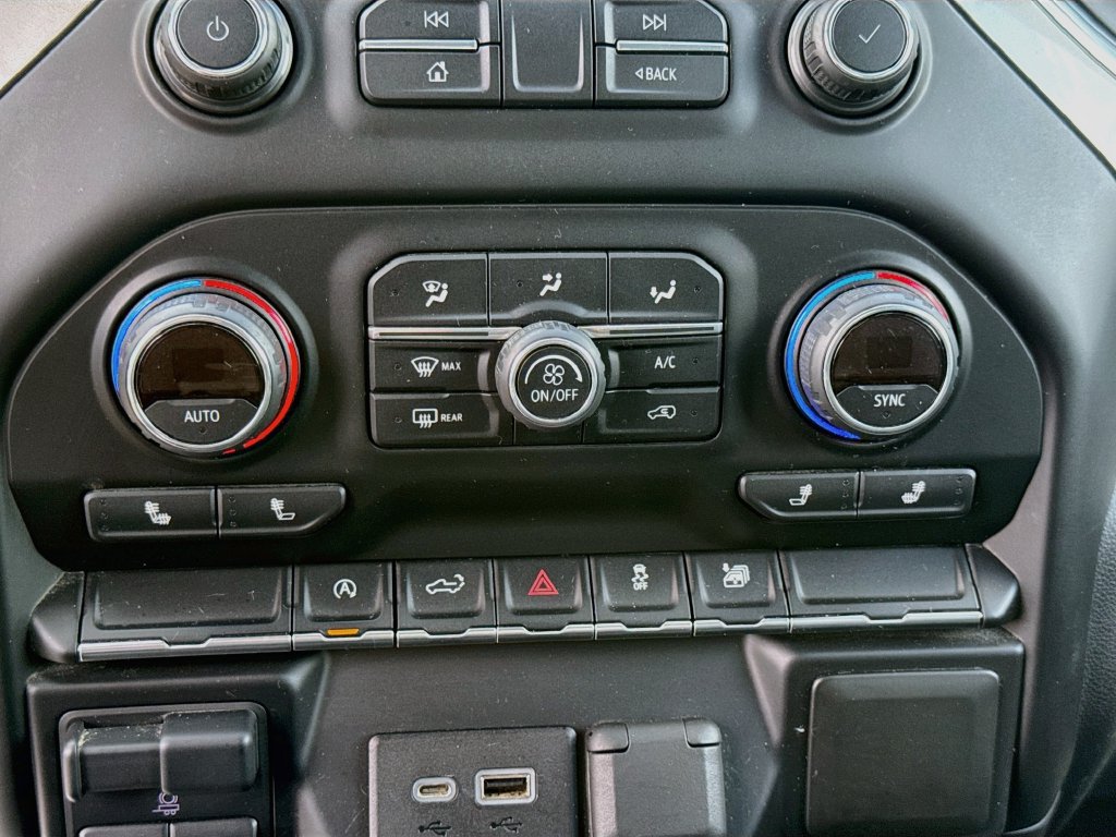 Used 2019 Chevrolet Silverado 1500 LT w/ All-Star Edition AWD/4WD image 15