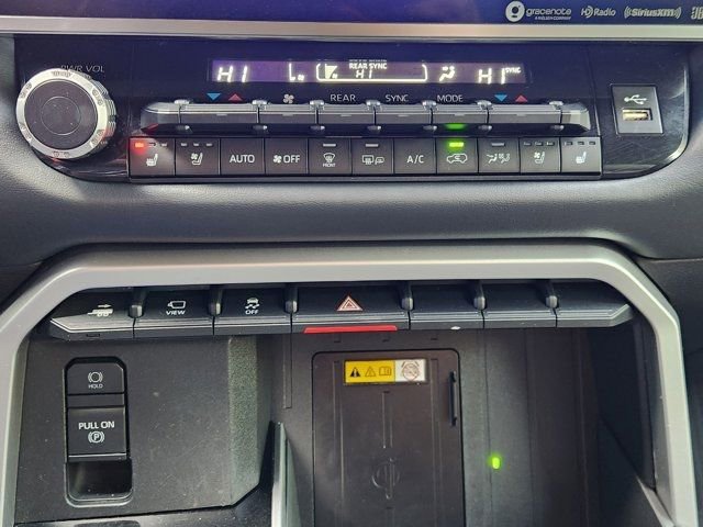 Used 2024 Toyota Sequoia Platinum image 22