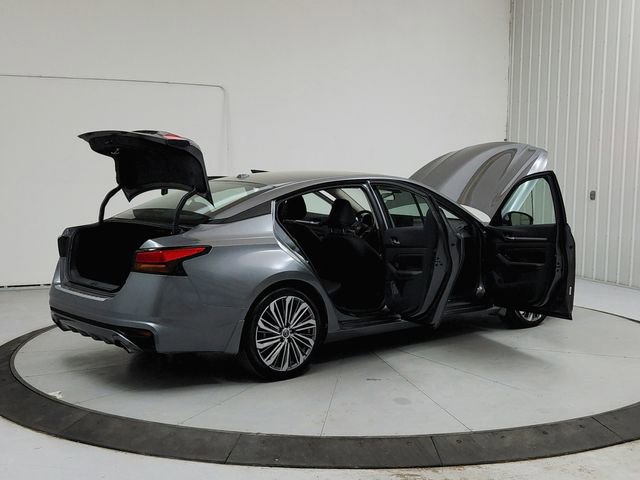 Used 2023 Nissan Altima 2.5 SL FWD image 15