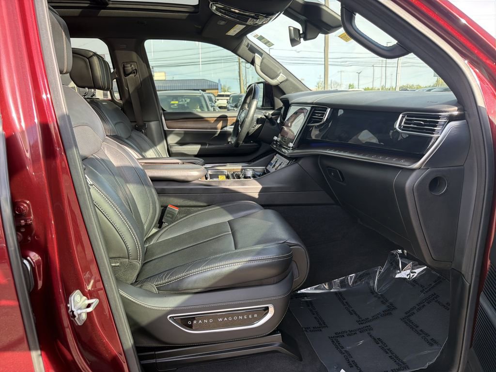 Used 2022 Jeep Grand Wagoneer Series I AWD/4WD image 18
