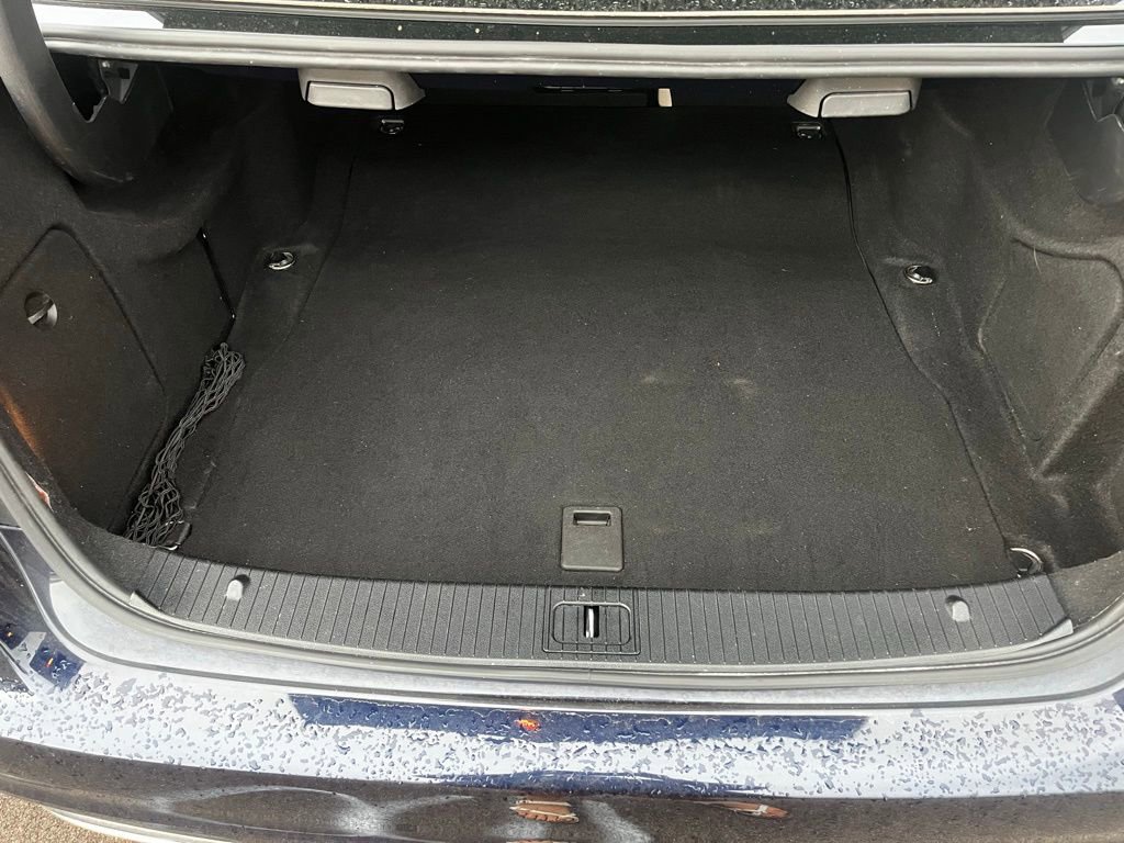 Used 2014 Mercedes-Benz E 350 Sedan image 50