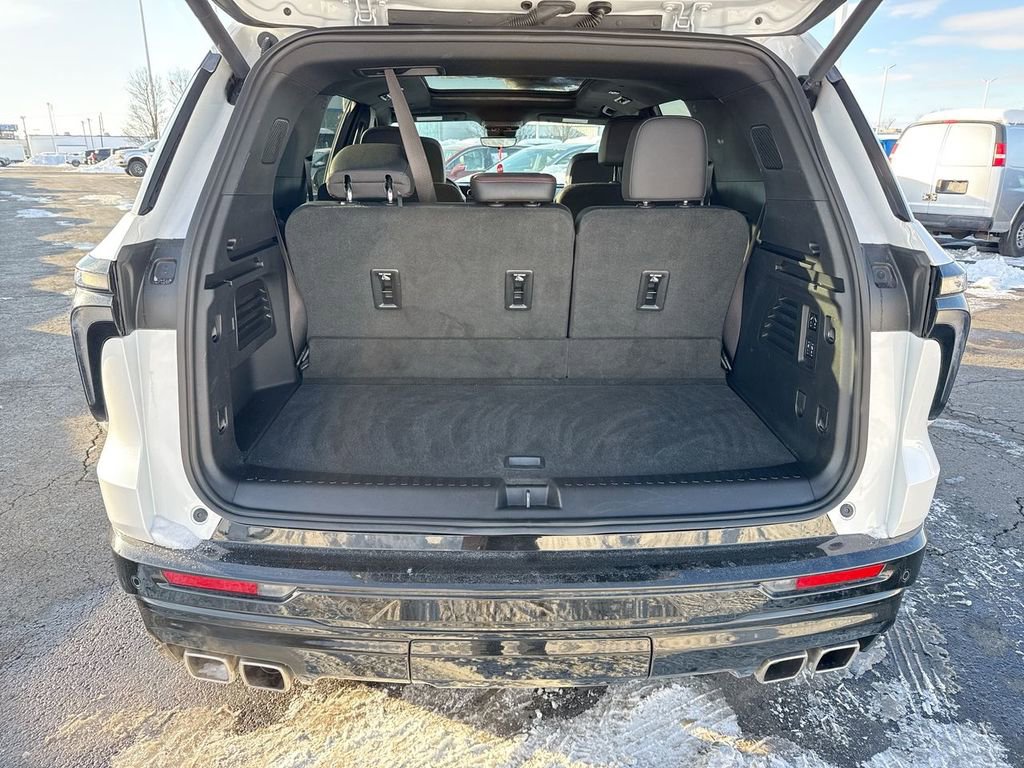 Used 2024 Chevrolet Traverse RS w/ LPO, Floor Liner Package image 25