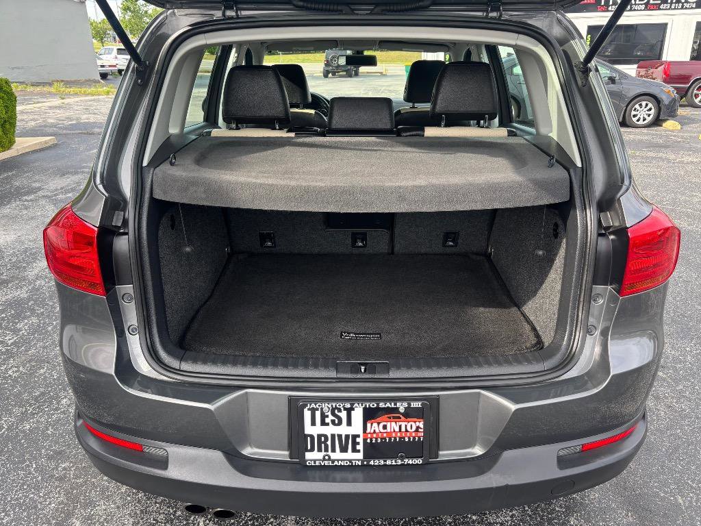 Used 2016 Volkswagen Tiguan S FWD image 29