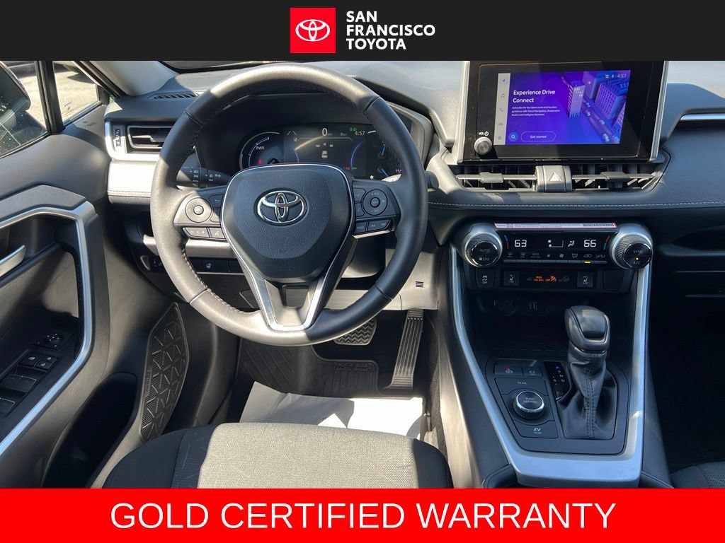 Certified 2025 Toyota RAV4 LE AWD/4WD image 31