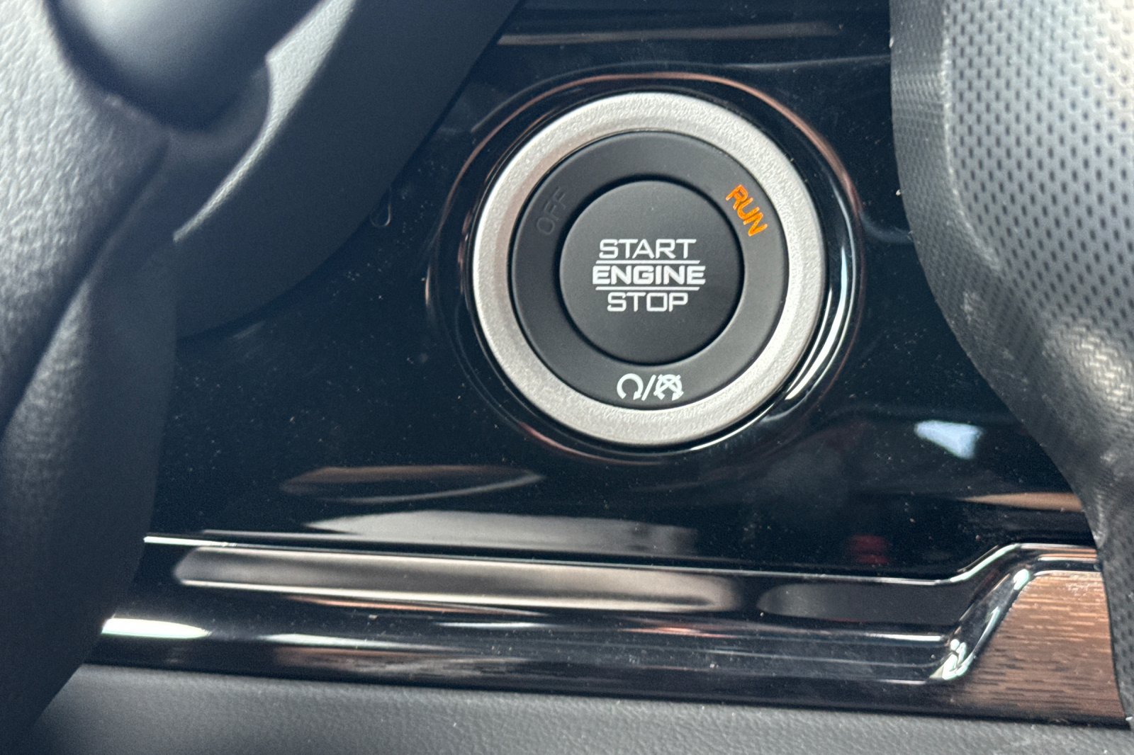 New 2026 RAM 3500 Limited AWD/4WD image 21