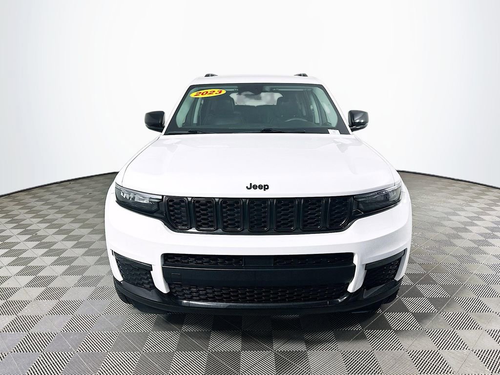 Certified 2023 Jeep Grand Cherokee L Limited w/ Black Appearance Package AWD/4WD image 4