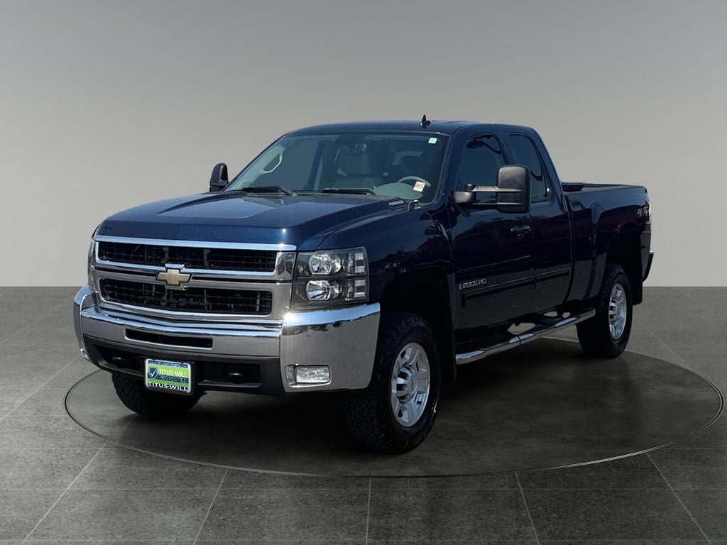 Used 2009 Chevrolet Silverado 2500 LTZ w/ Safety Package AWD/4WD image 3