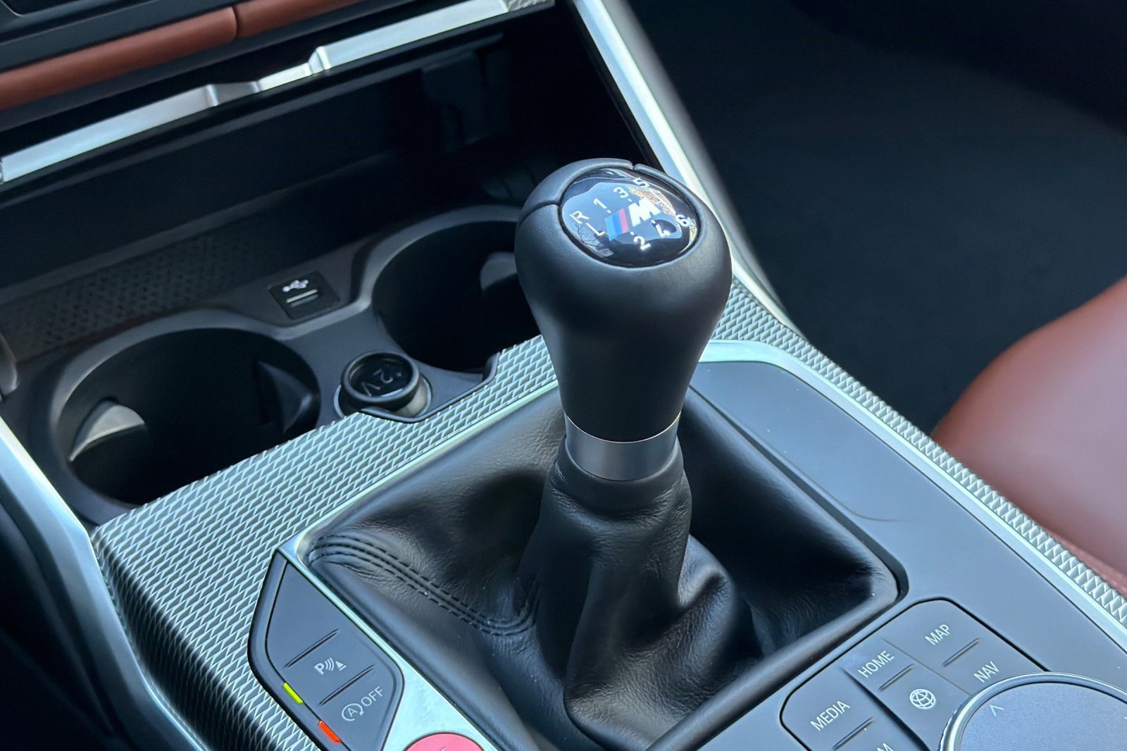 Used 2022 BMW M4 Coupe image 28