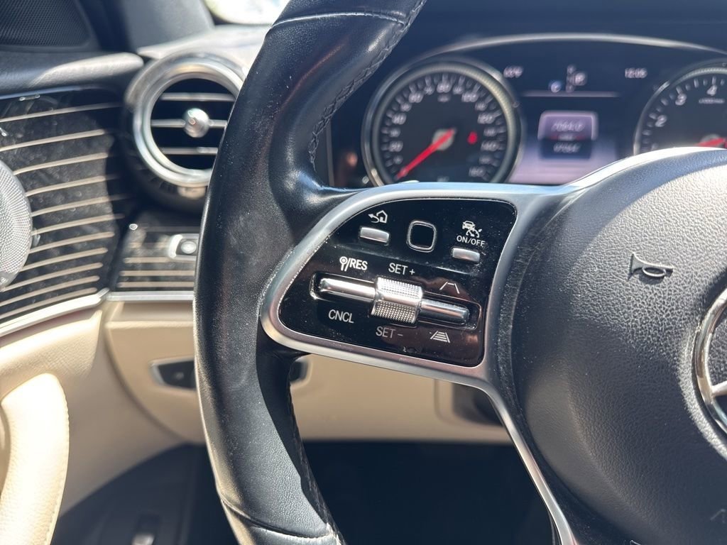 Used 2019 Mercedes-Benz E 300 4MATIC image 17