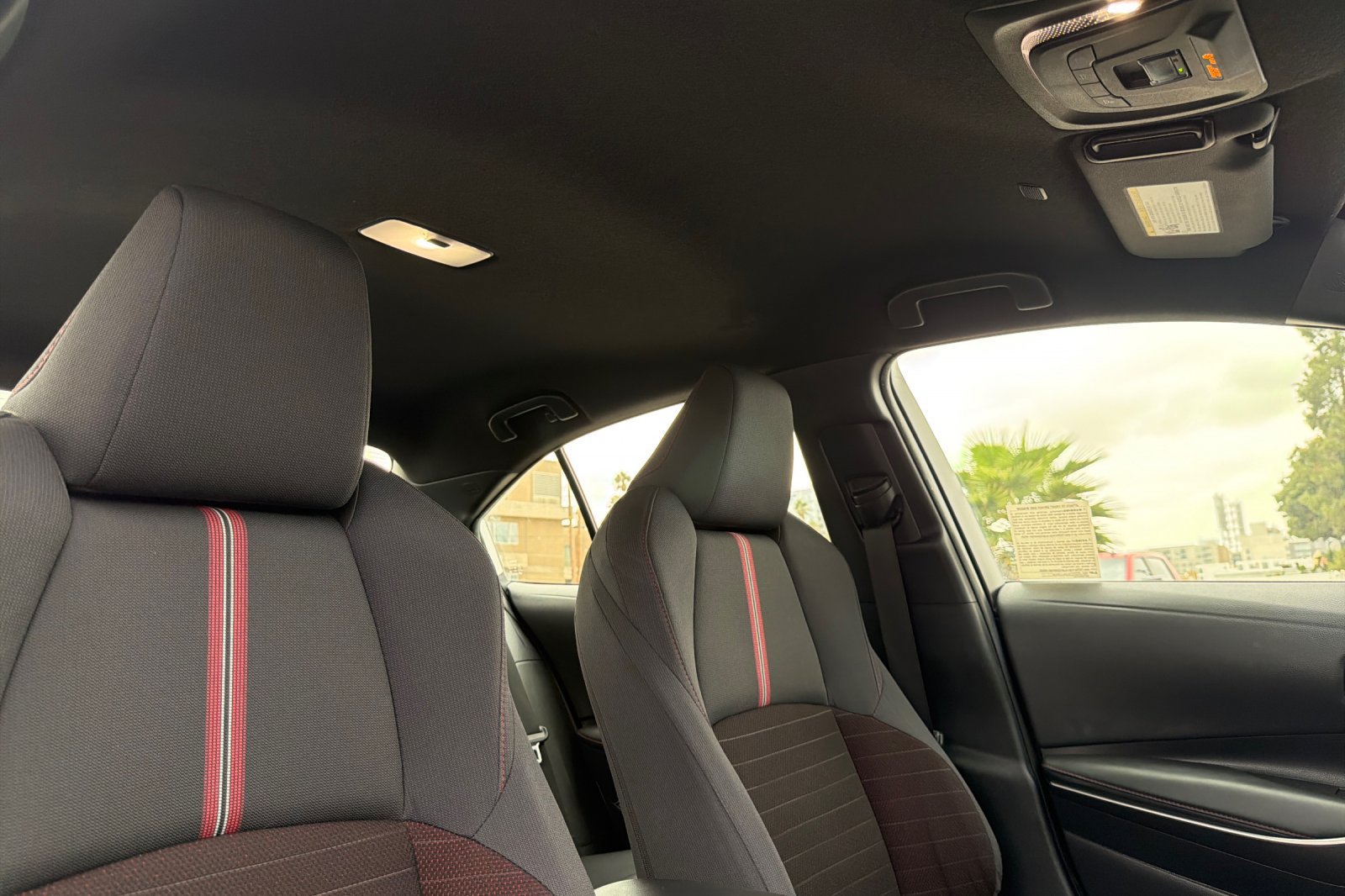 Used 2024 Toyota Corolla SE FWD image 18