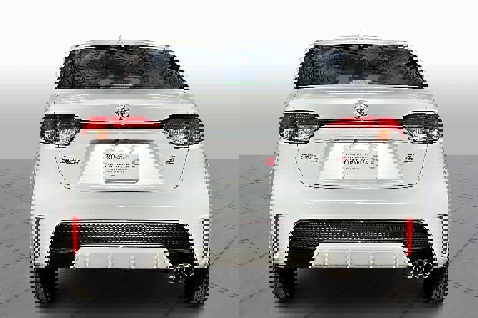 Certified 2022 Toyota Corolla SE w/ SE Premium Package image 5