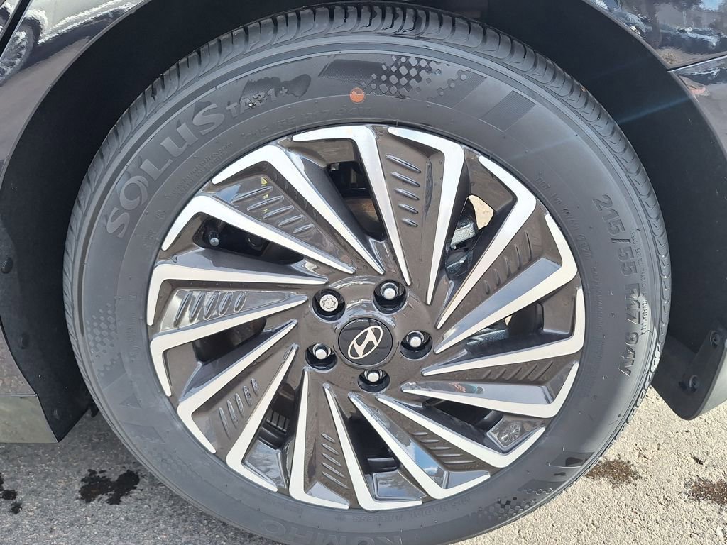 Used 2024 Hyundai Sonata Limited image 34
