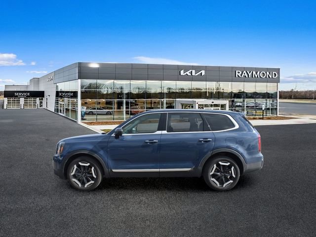 Certified 2024 Kia Telluride S w/ S Sunroof Package AWD/4WD image 7