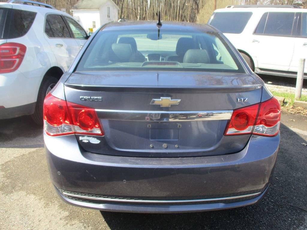 Used 2013 Chevrolet Cruze LTZ w/ Enhanced Safety Package FWD image 7