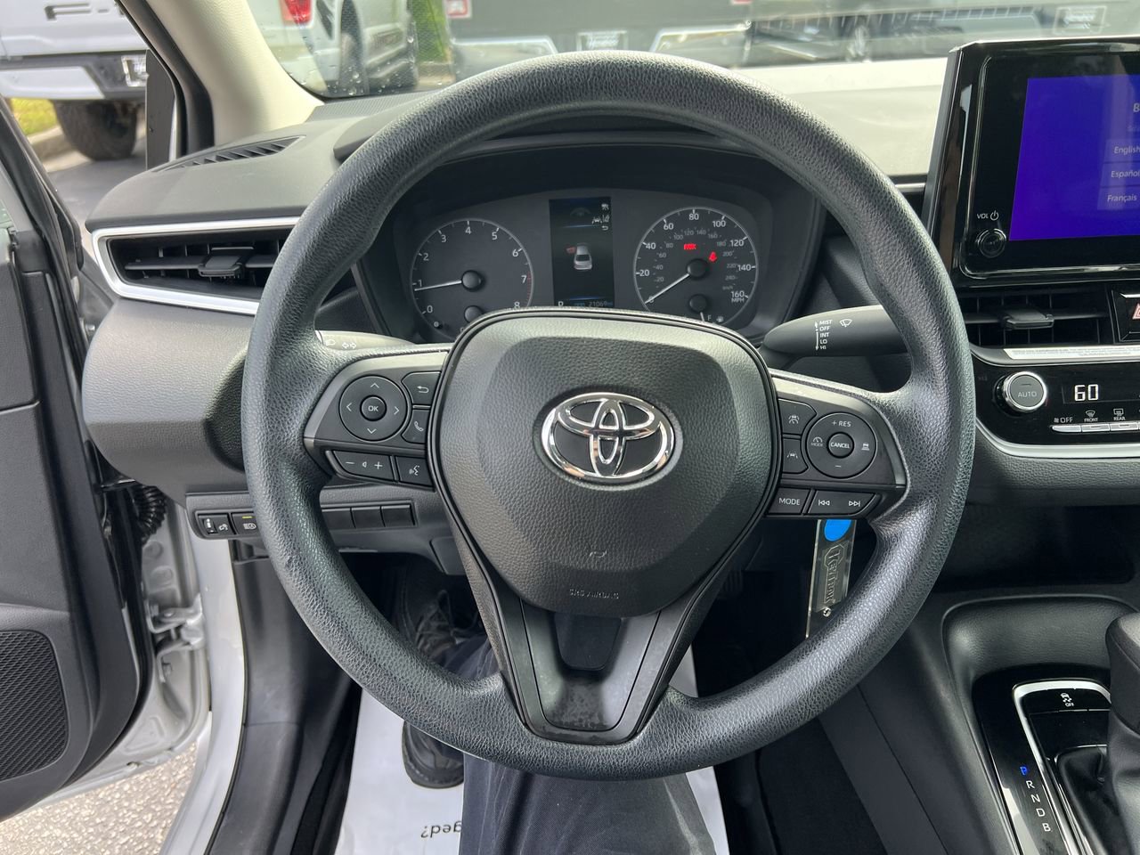 Used 2024 Toyota Corolla LE FWD image 17