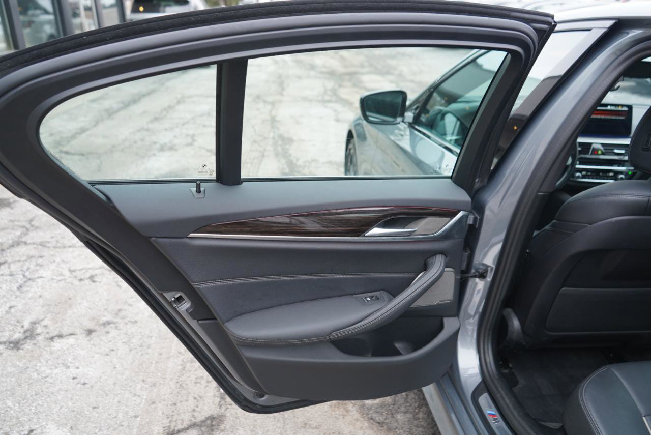 Used 2023 BMW 540i xDrive w/ M Sport Package image 43