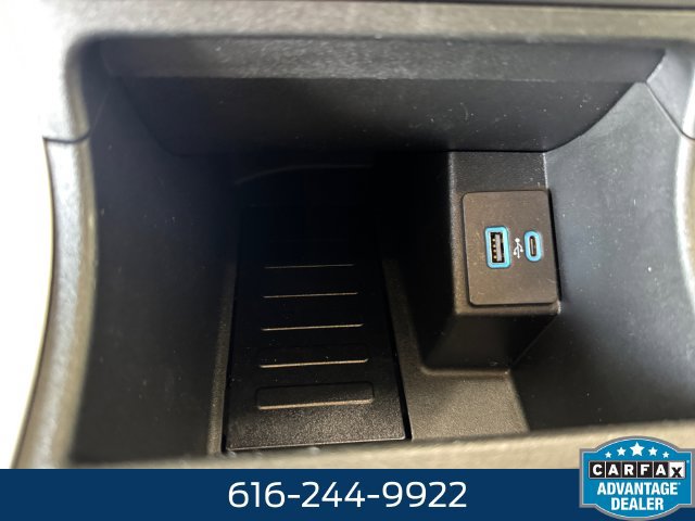 Used 2024 Ford Edge SEL w/ Convenience Package AWD/4WD image 16