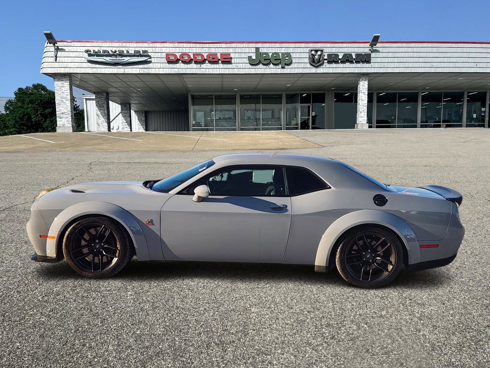 Used 2022 Dodge Challenger R/T Scat Pack image 3