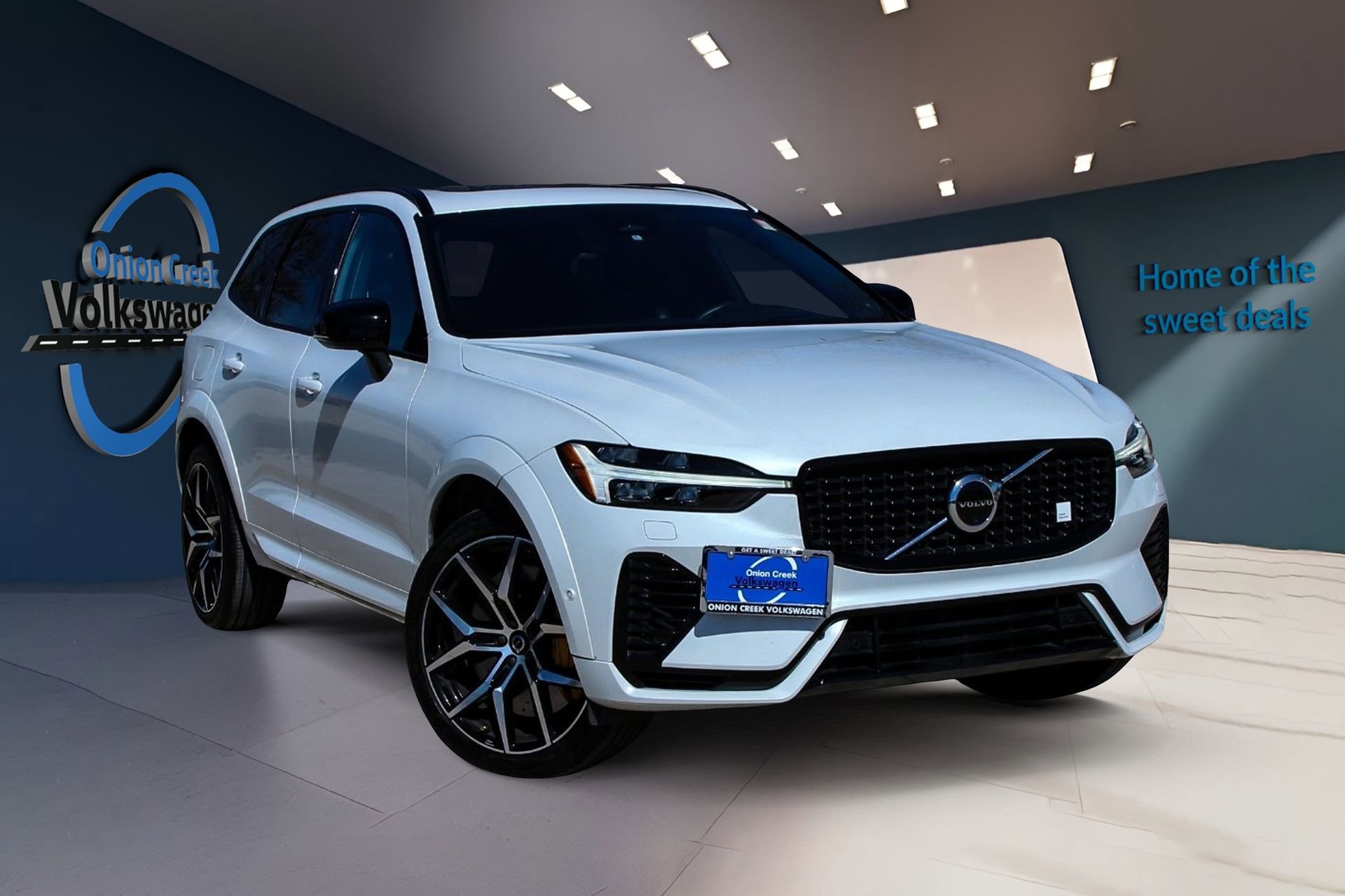 Used 2022 Volvo XC60 T8 Polestar w/ Protection Package Premier AWD/4WD image 3