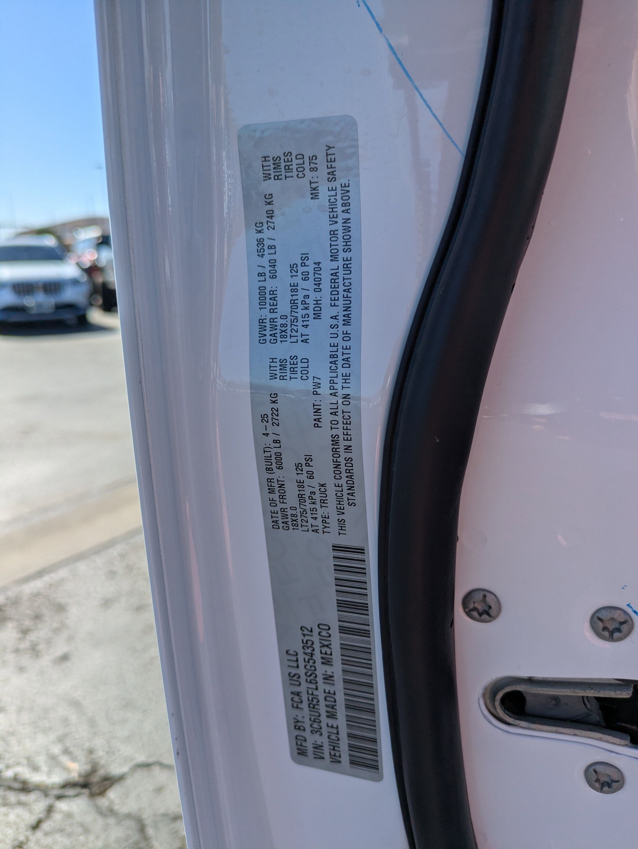 Used 2025 RAM 2500 Laramie AWD/4WD image 63