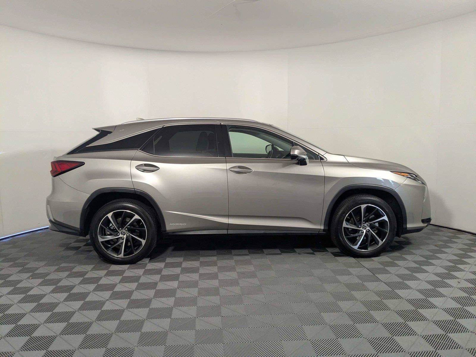 Used 2019 Lexus RX 450h AWD w/ Luxury Package image 3