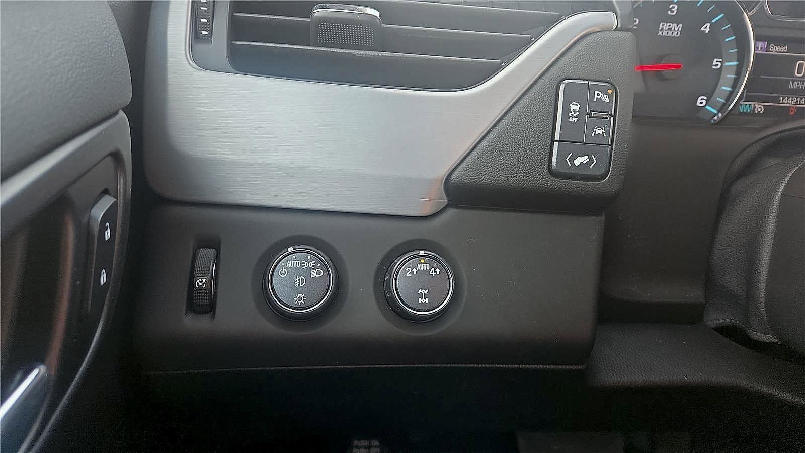 Used 2019 GMC Yukon SLT image 42