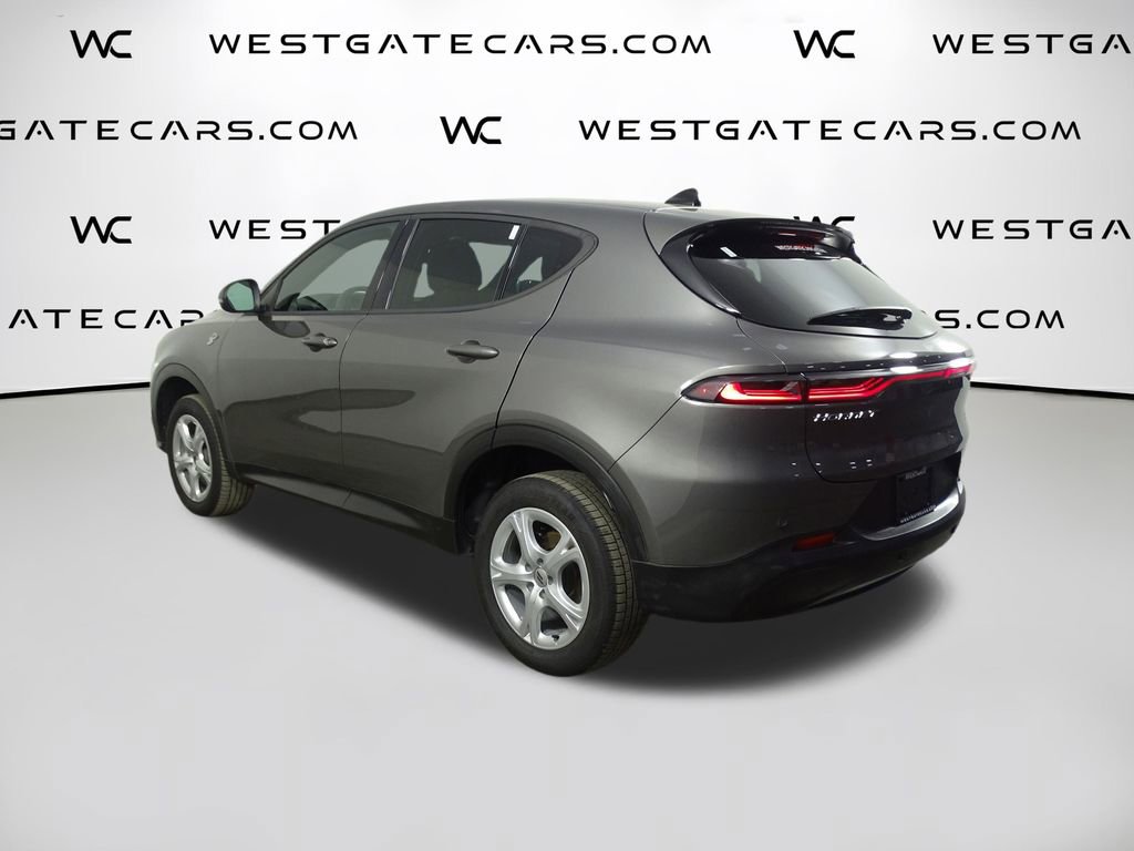 Used 2024 Dodge Hornet GT image 3