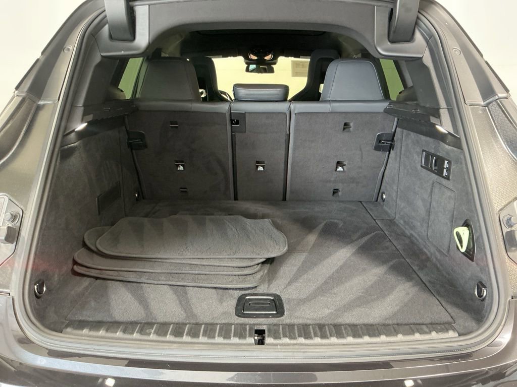 Certified 2023 BMW iX xDrive50 w/ Sport Package image 27