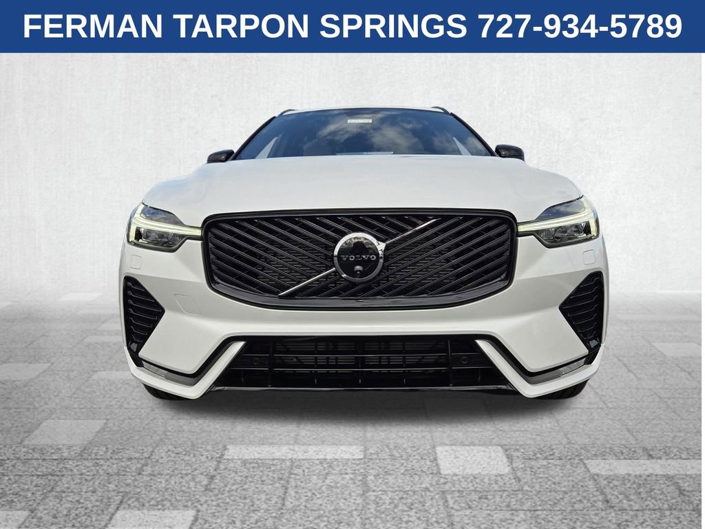 Used 2026 Volvo XC60 B5 Plus w/ Protection Package Premier AWD/4WD image 3