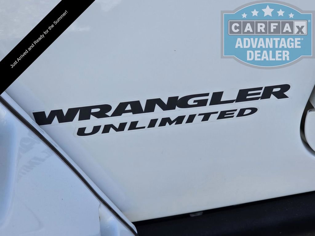 Used 2015 Jeep Wrangler Unlimited Rubicon AWD/4WD image 35