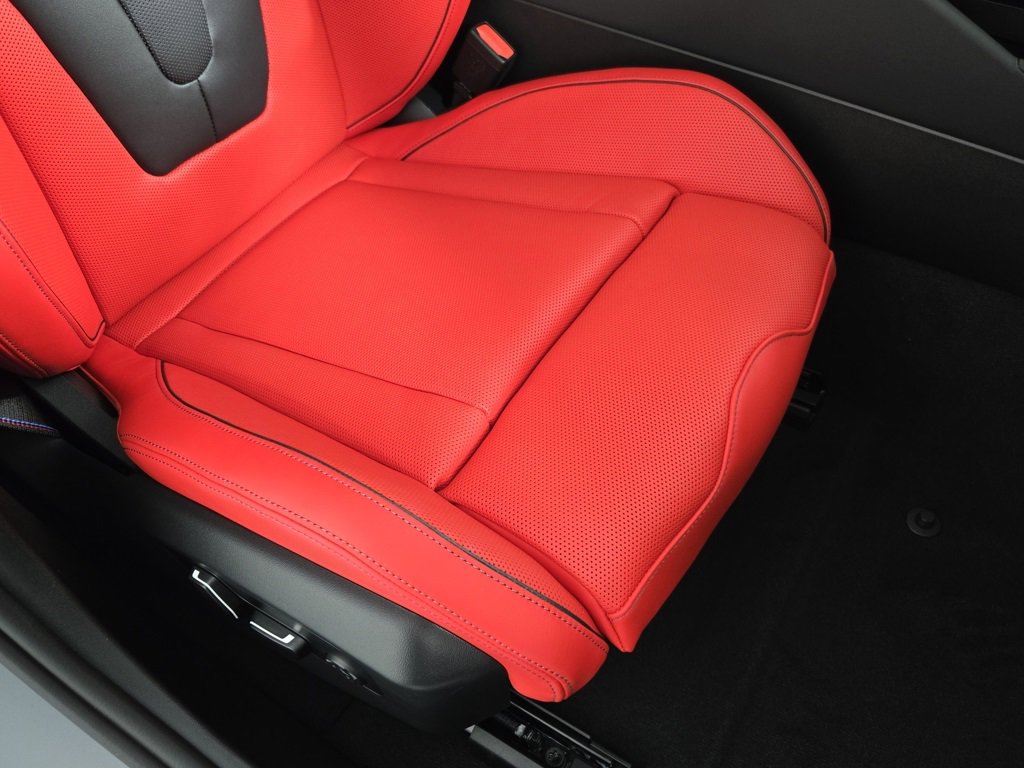 New 2026 BMW M5 w/ Executive Package image 18