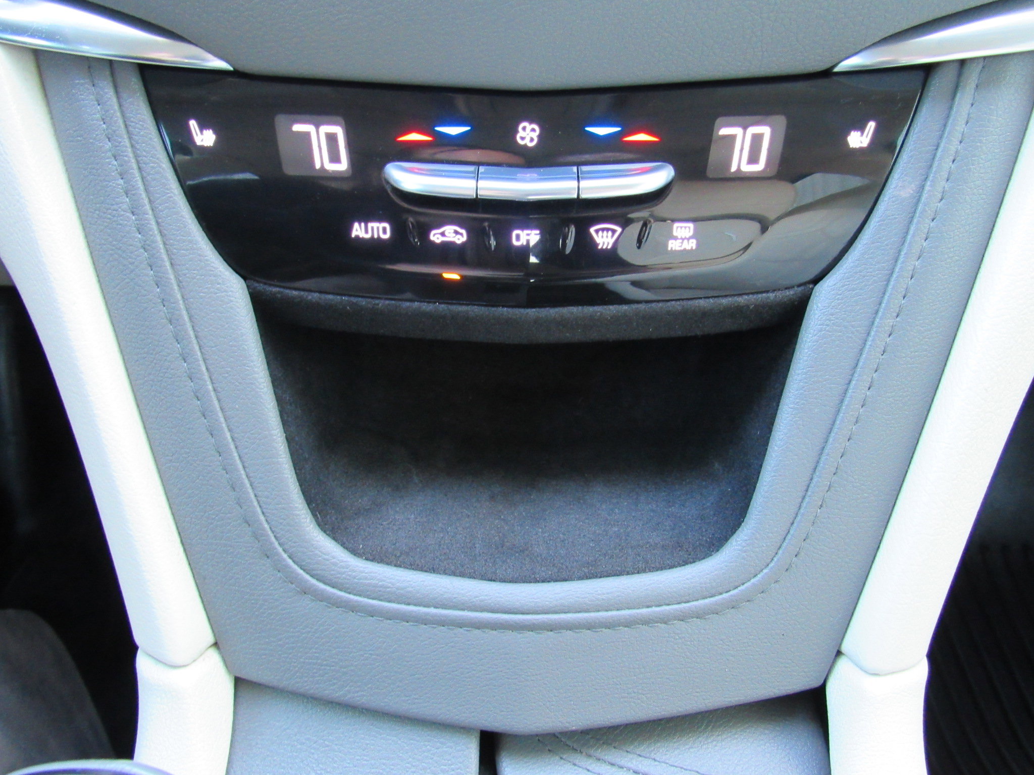 Used 2019 Cadillac XT5 Luxury image 25