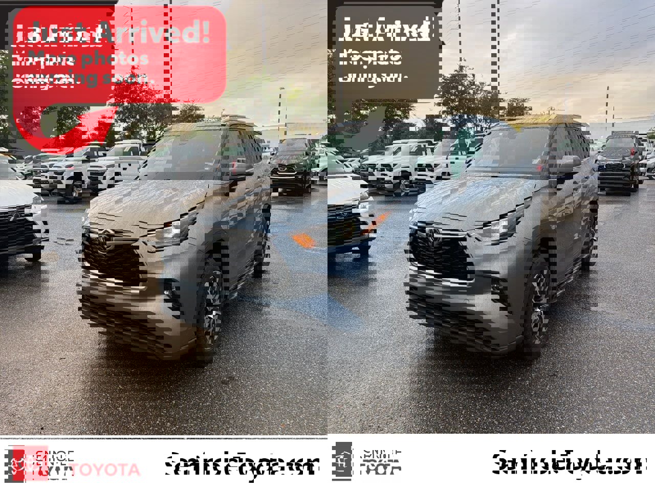 Used 2021 Toyota Highlander XLE FWD image 1